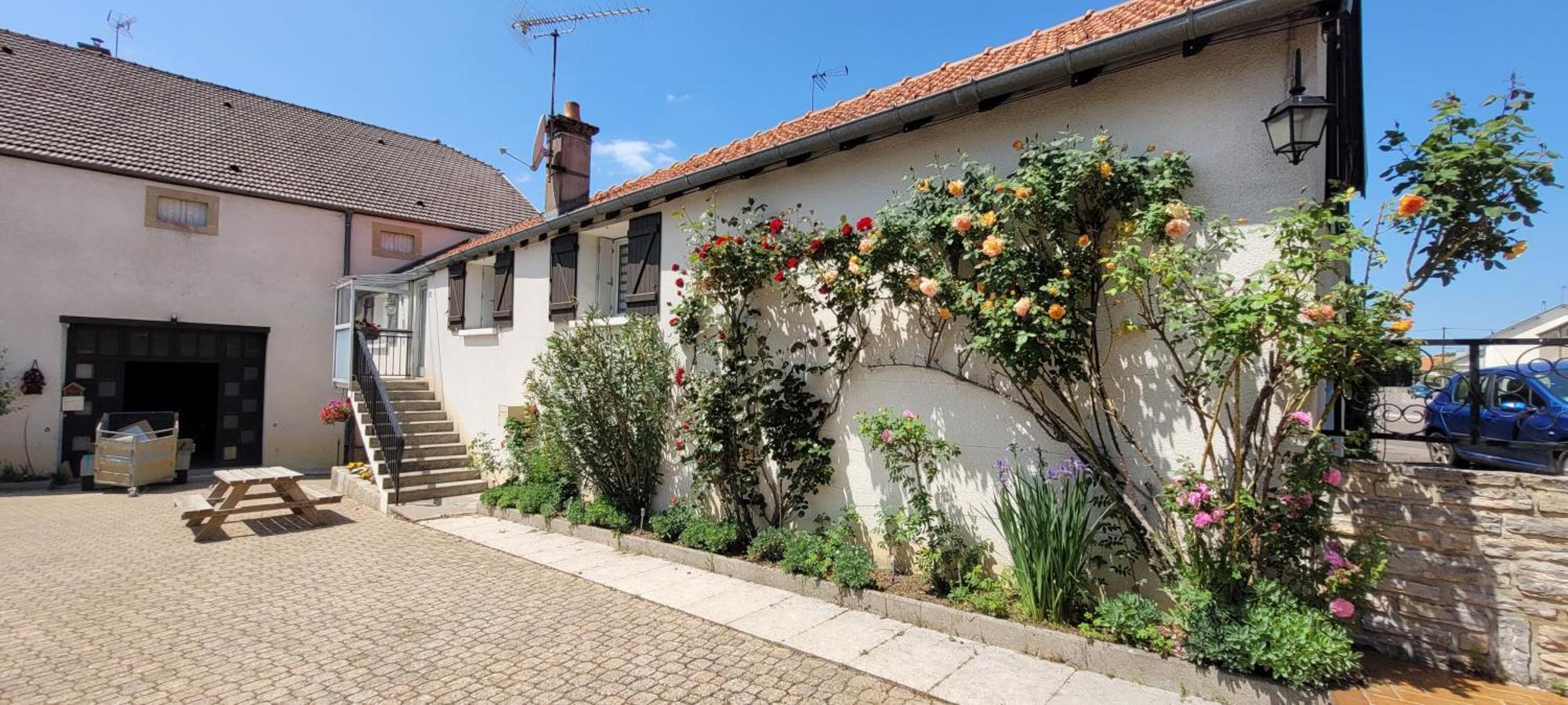 La Maison De L'Abeille De Percey Longeau-Percey Экстерьер фото